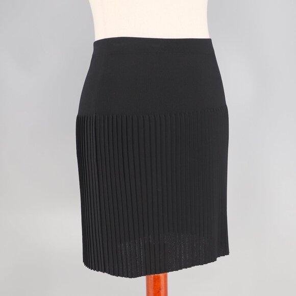 EXCLUSIVELY MISOOK Ribbed Stretch Mini Skirt Black Size XL - Picture 3 of 5